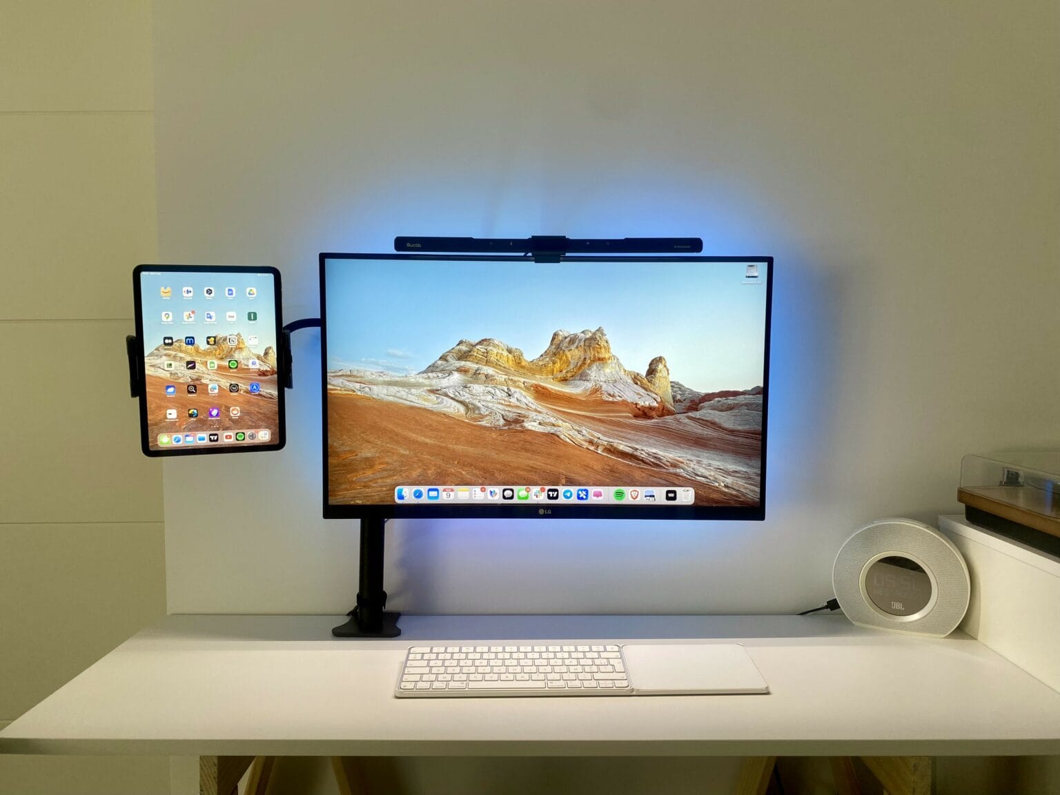 You are currently viewing Maximize Productivity: Use Your iPad as a Second Monitor with a Mac Mini!